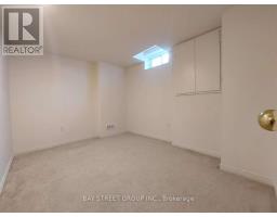 59 William F Bell Parkway, Richmond Hill, ON L4S0K1 Photo 11