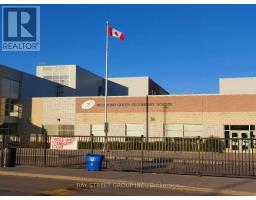 59 William F Bell Parkway, Richmond Hill, ON L4S0K1 Photo 15
