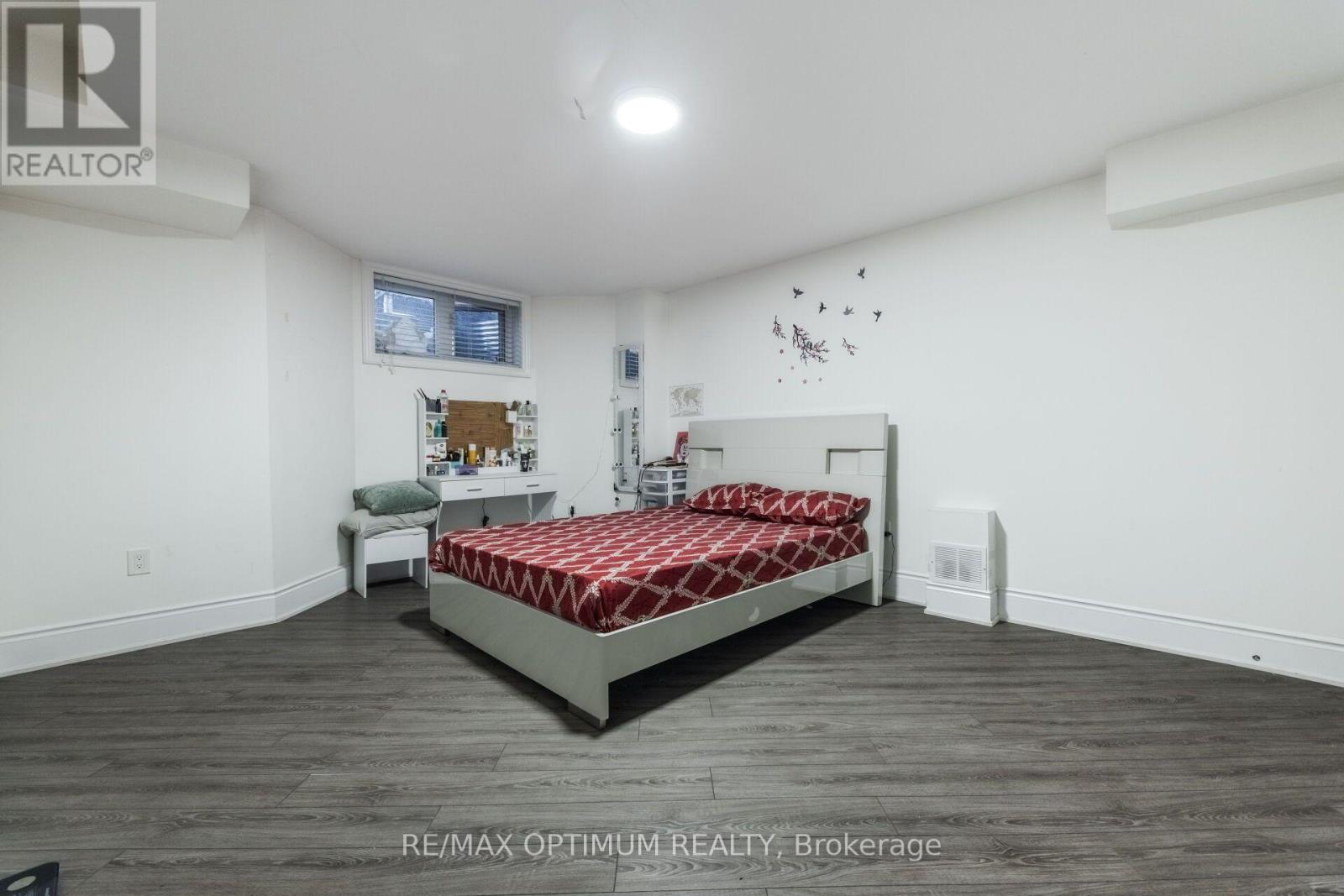 37 ELBERN MARKELL DRIVE - 38