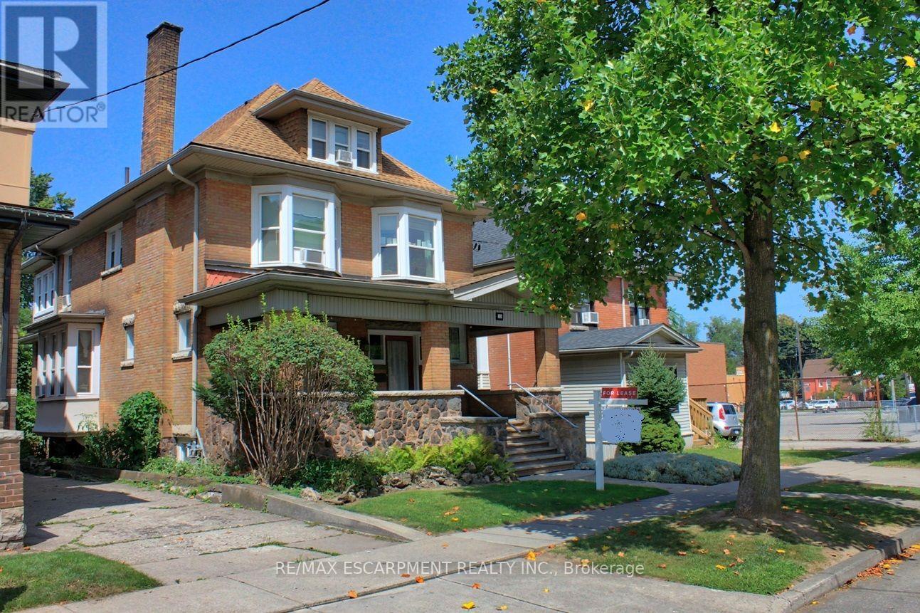 22 BLAKE STREET - 2