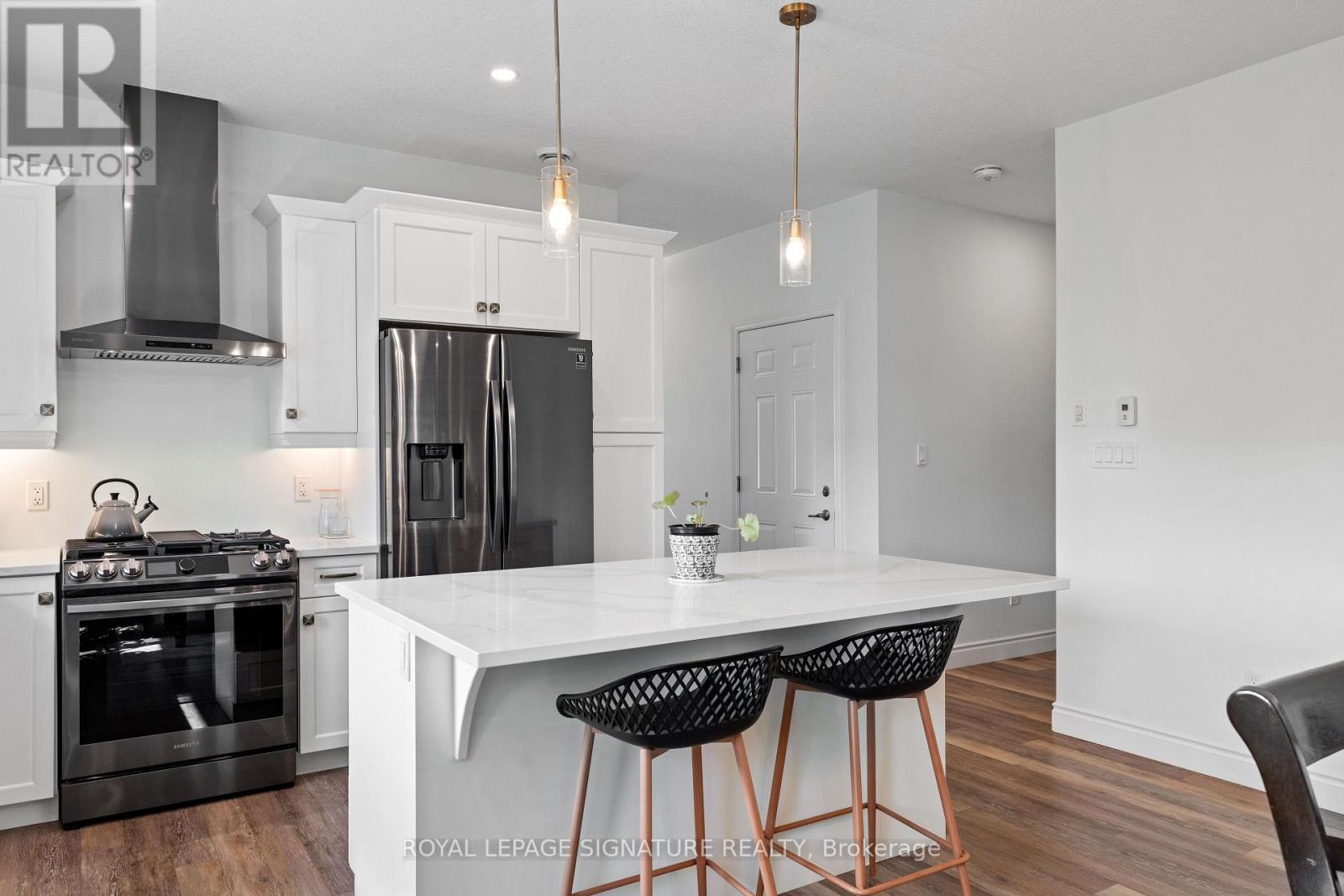 #61 375 MITCHELL ROAD S - 10