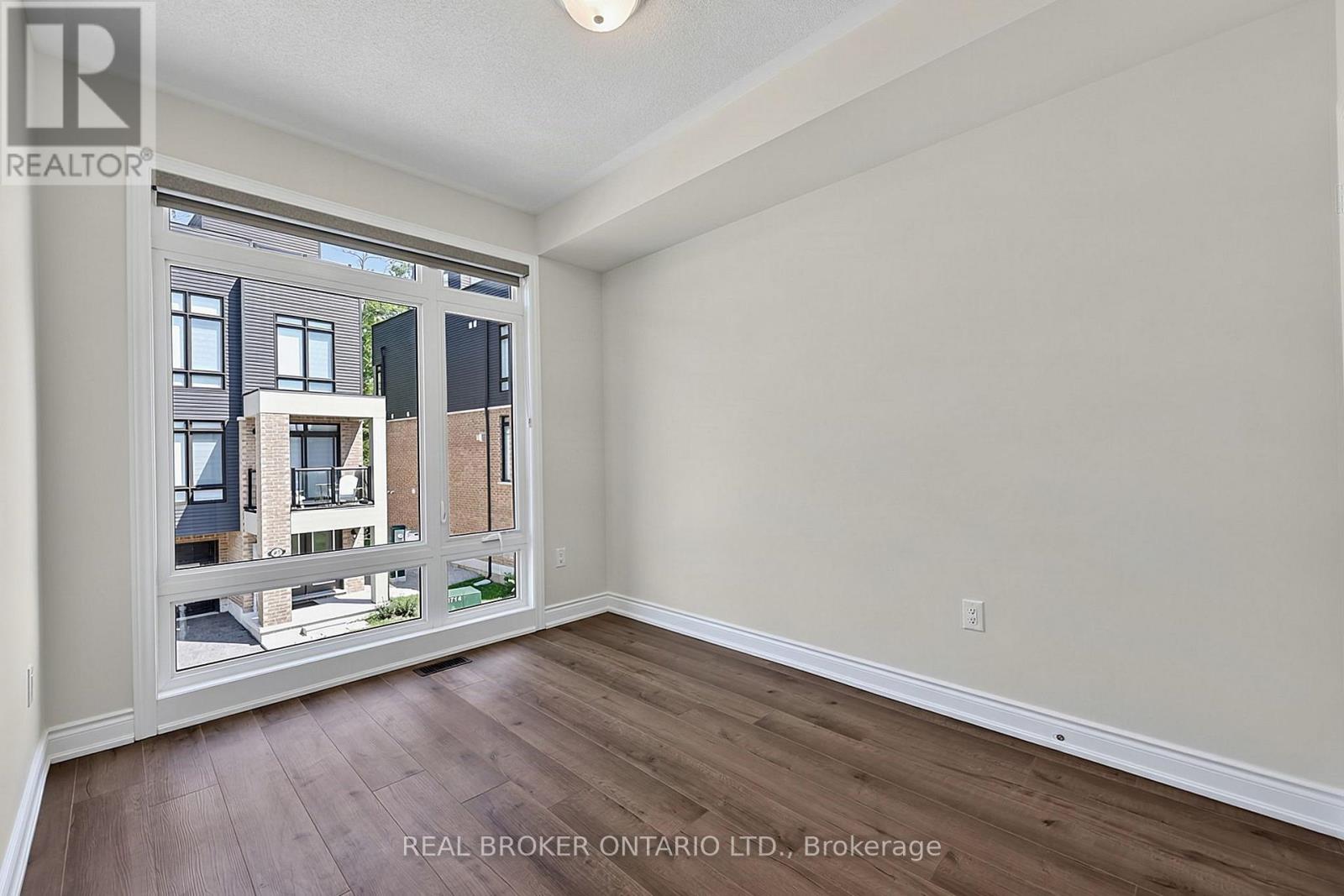 82 MARINA VILLAGE DRIVE - Image 26