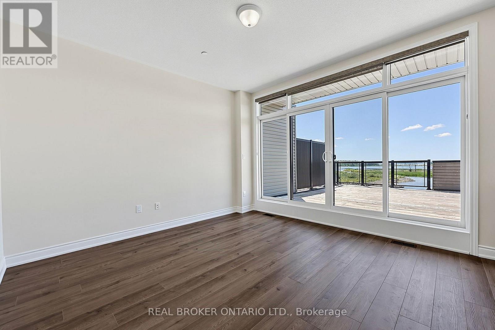 82 MARINA VILLAGE DRIVE - Image 30