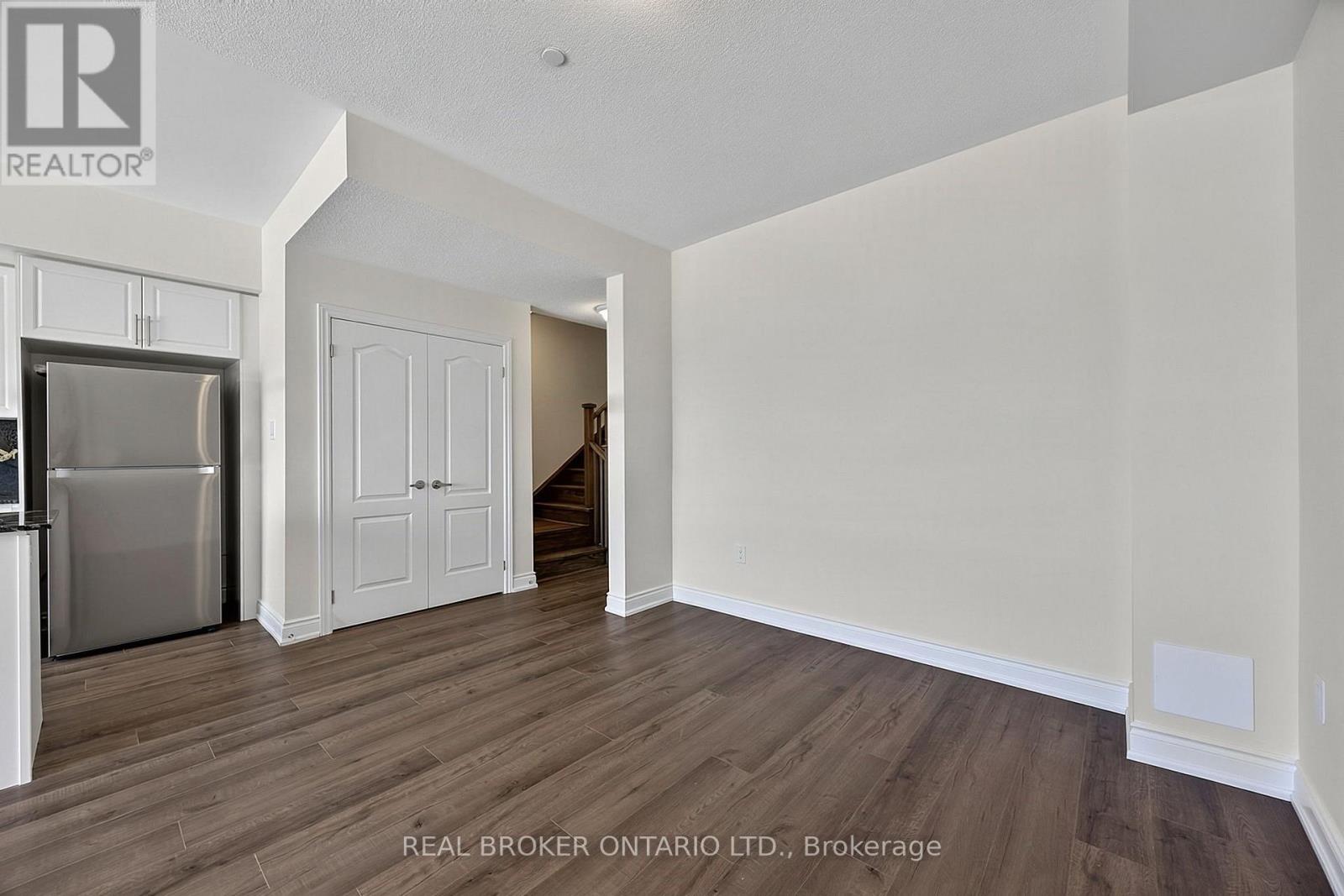 82 MARINA VILLAGE DRIVE - 8