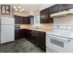 Storage - 941 Mckenzie Ave, Saanich, BC V8X3G8 Photo 10