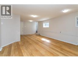 941 Mckenzie Ave, Saanich, BC V8X3G8 Photo 23
