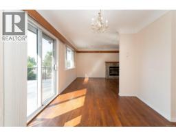 Kitchen - 941 Mckenzie Ave, Saanich, BC V8X3G8 Photo 8