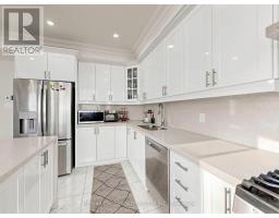 Kitchen - 478 Aylesworth Avenue E, Toronto, ON M1N3X9 Photo 13