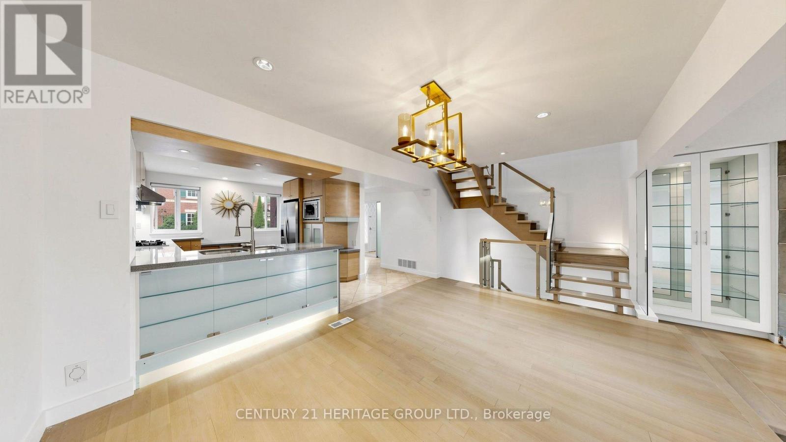 59 CRICKLEWOOD CRESCENT - 9