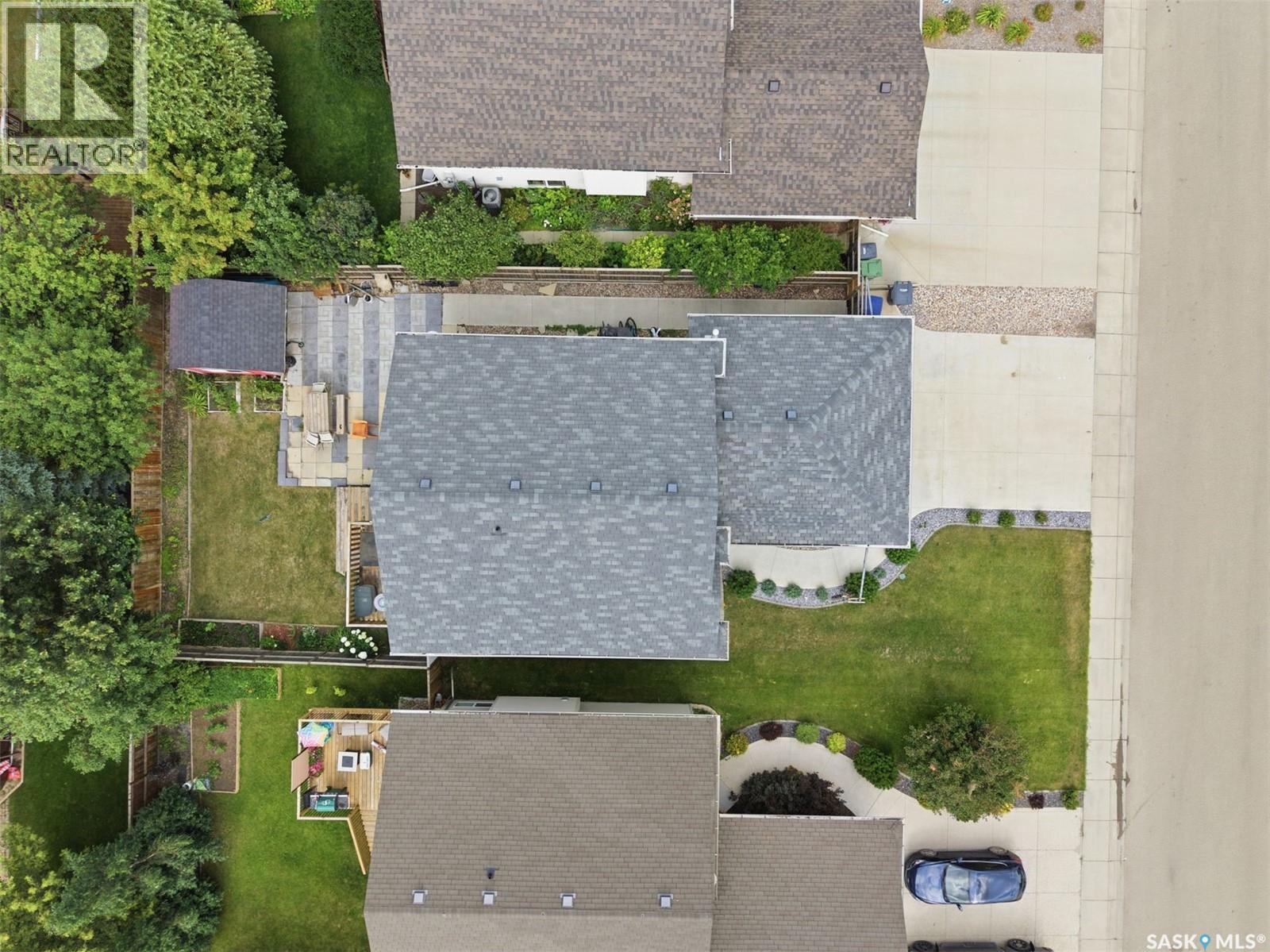 110 Bennion CRESCENT - 53
