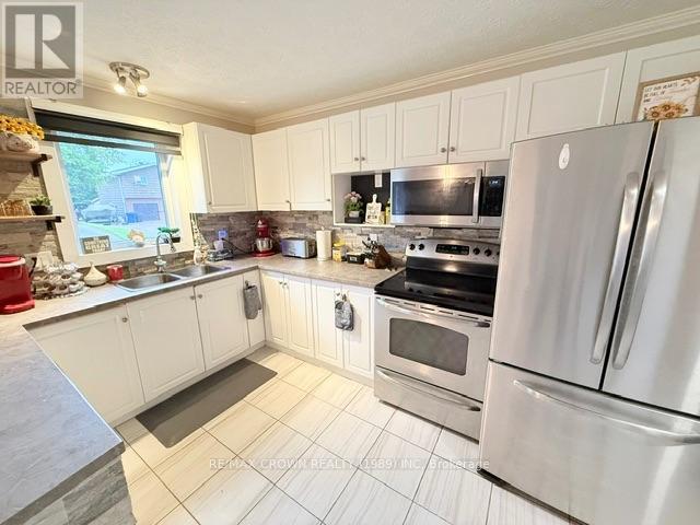16 MATEEV AVENUE - Image 18