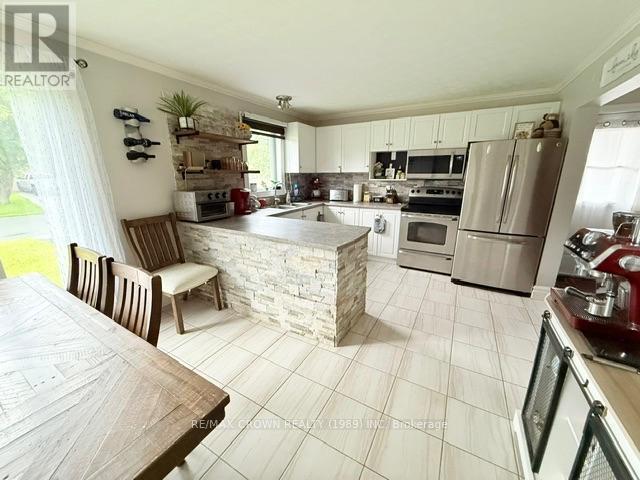 16 MATEEV AVENUE - Image 20