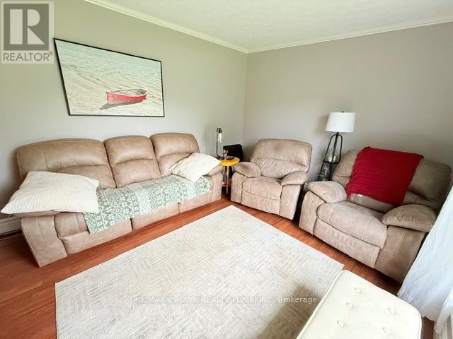 16 MATEEV AVENUE - 25