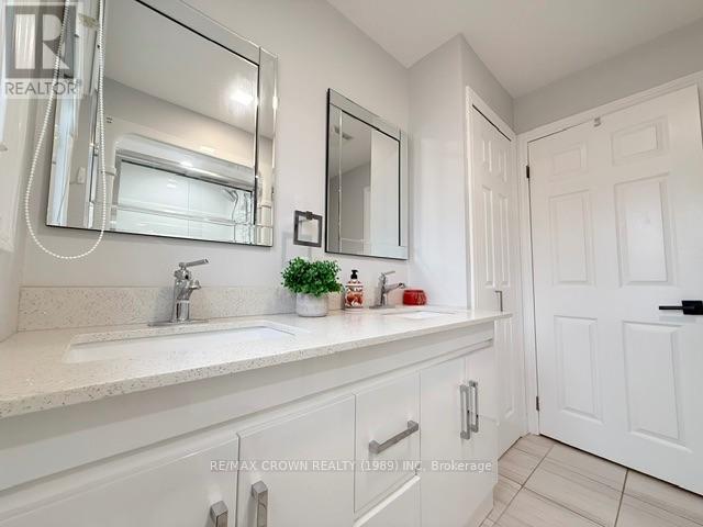 16 MATEEV AVENUE - Image 35