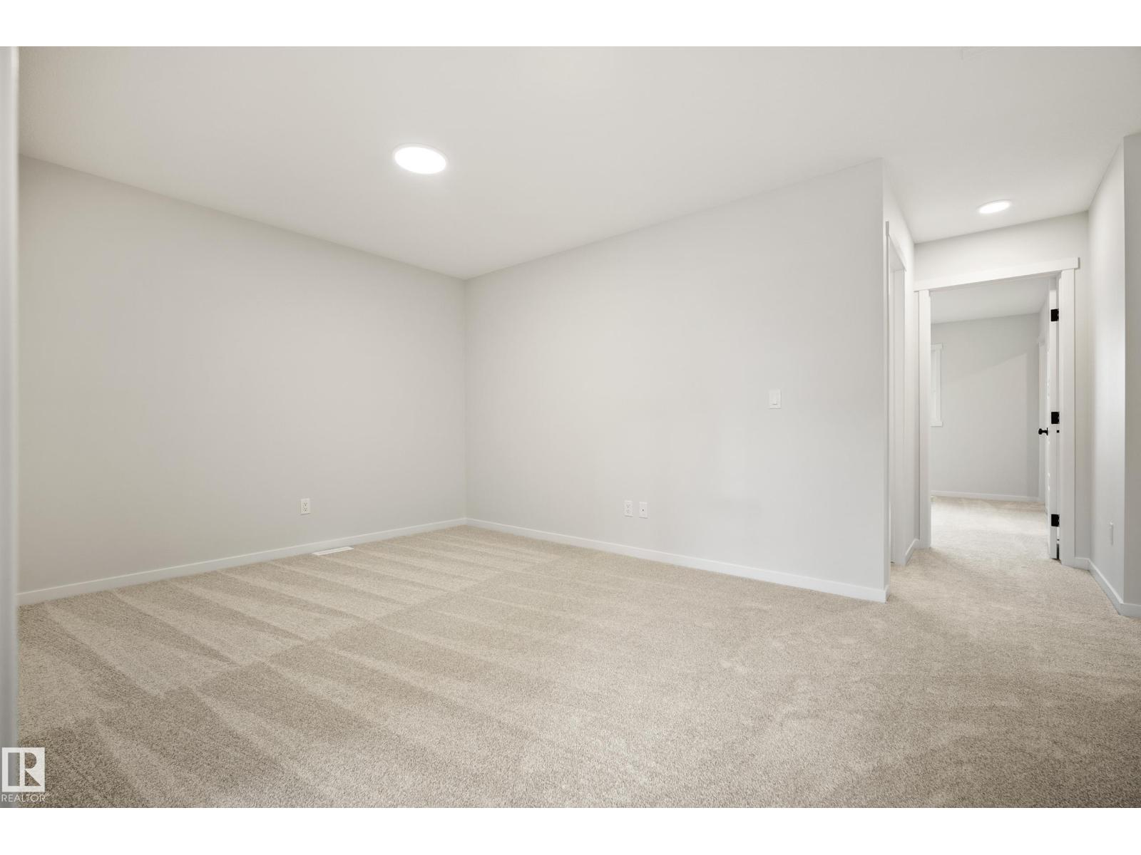 1224 MCLEOD AV - Image 25