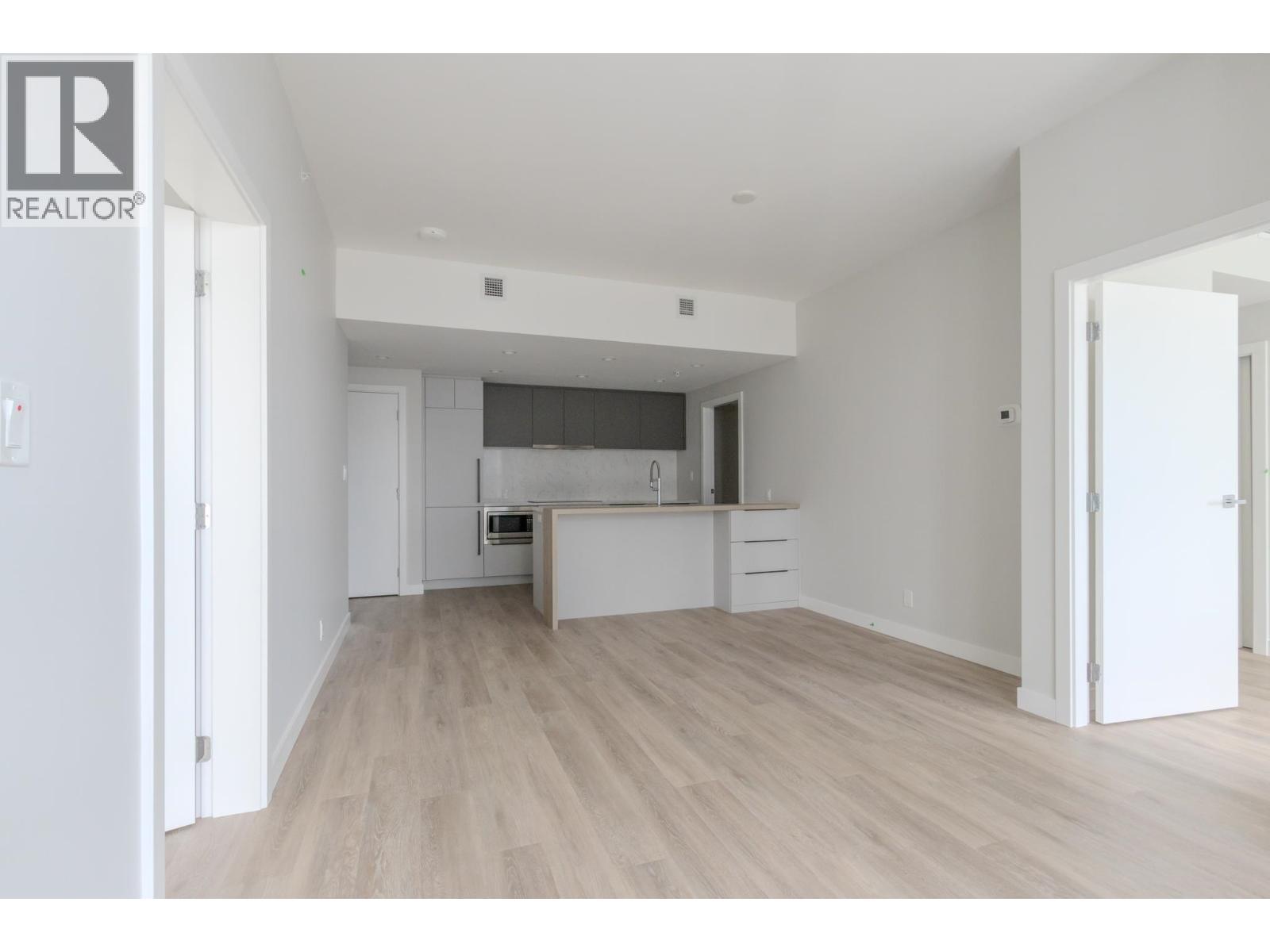 2 Bed, 2 Bath House for Rent in Coquitlam – 1011 567 EMERSON STREET, Coquitlam – MLS# R3158028 - Image 12