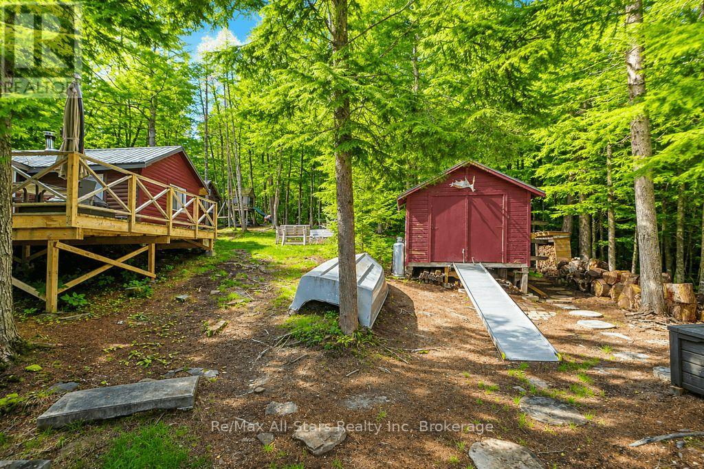 1142 SMOKE LAKE - Image 30