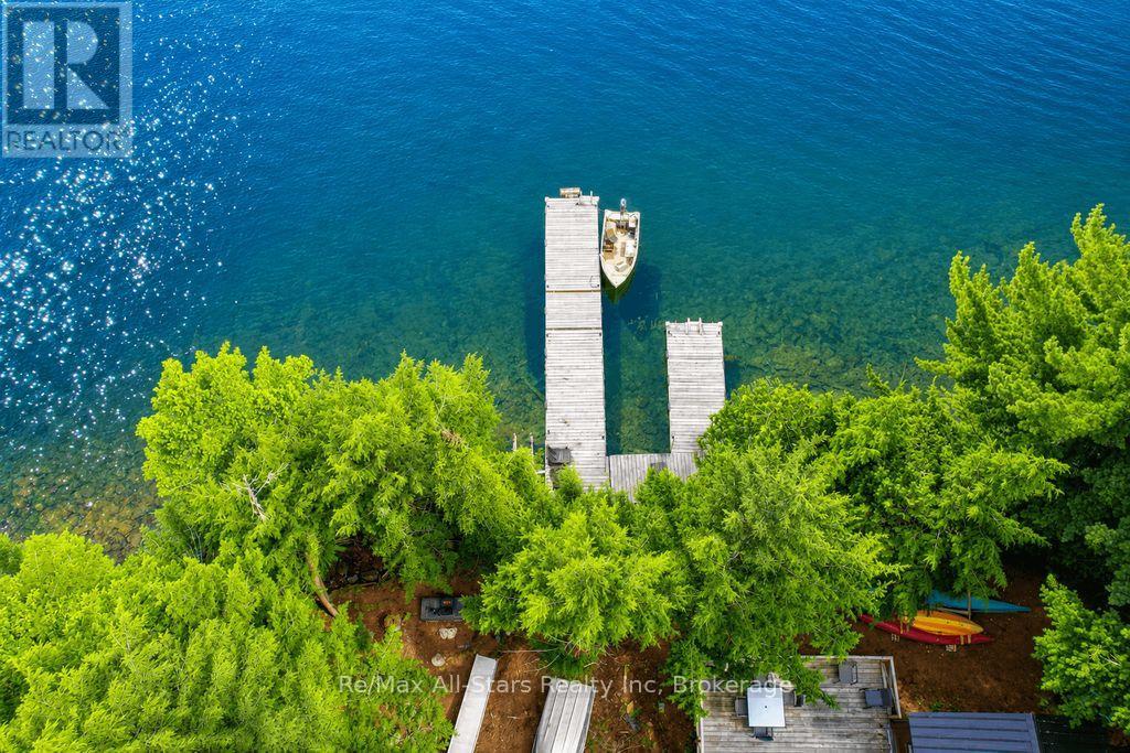 1142 SMOKE LAKE - Image 40