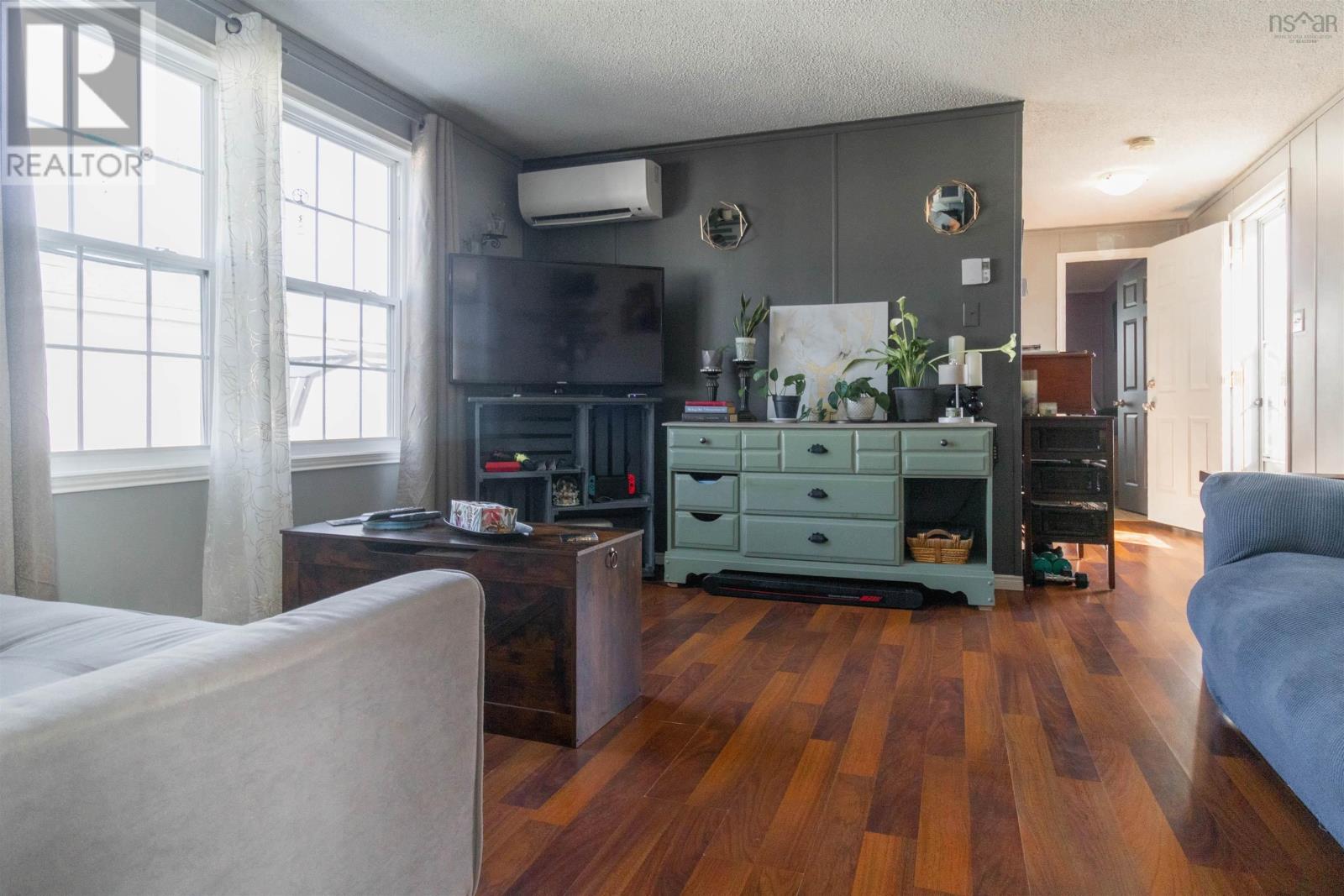 Property 8 of 18 of 236 South Uniacke Road