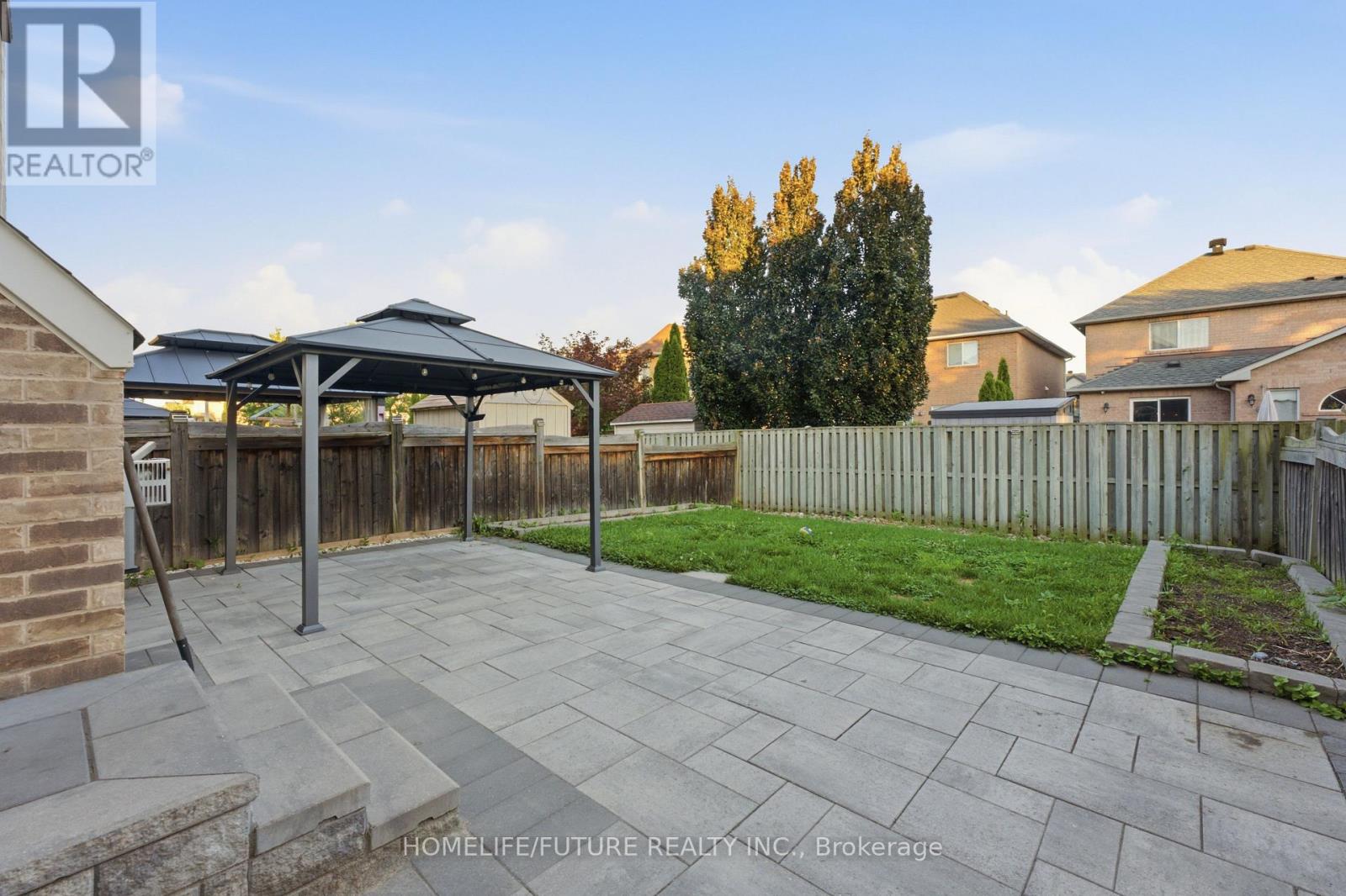 7 BEVERTON CRESCENT - Image 10