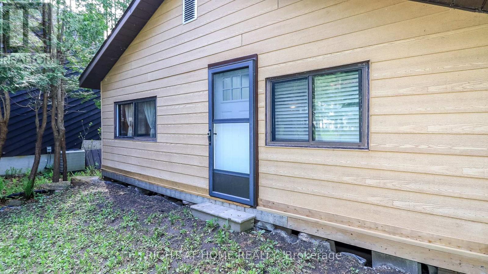 300 ALBIN ROAD - Image 33