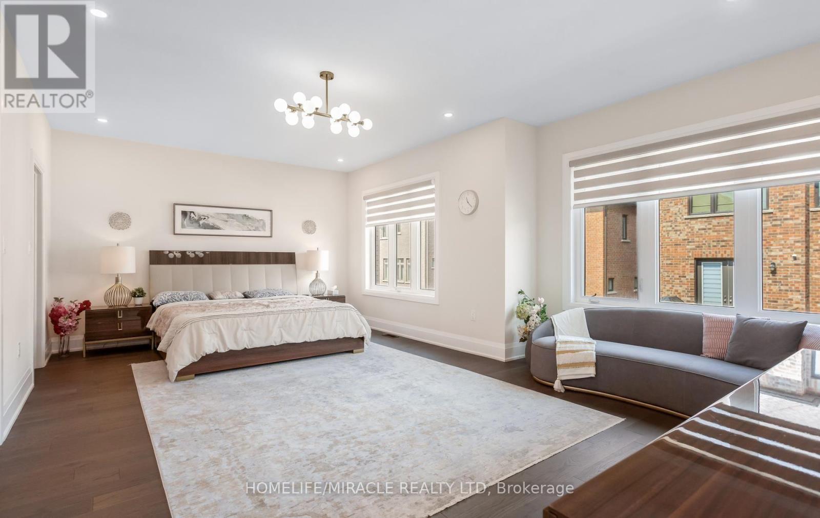 79 MEVIRA GARDENS - Image 28