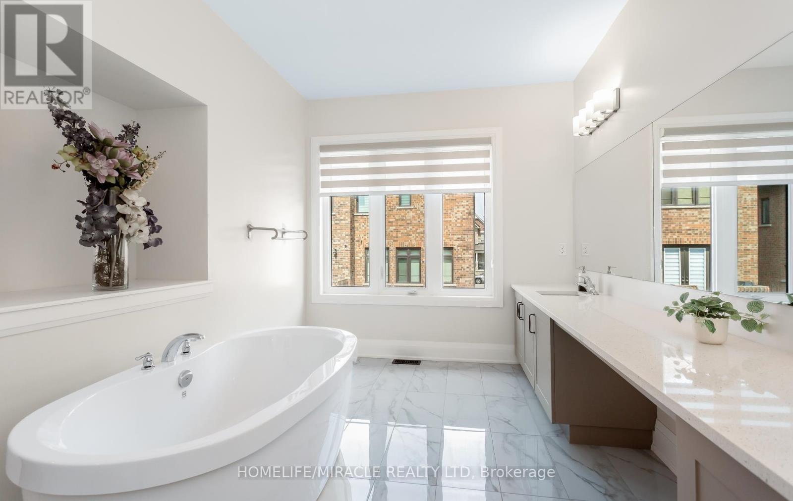 79 MEVIRA GARDENS - Image 33