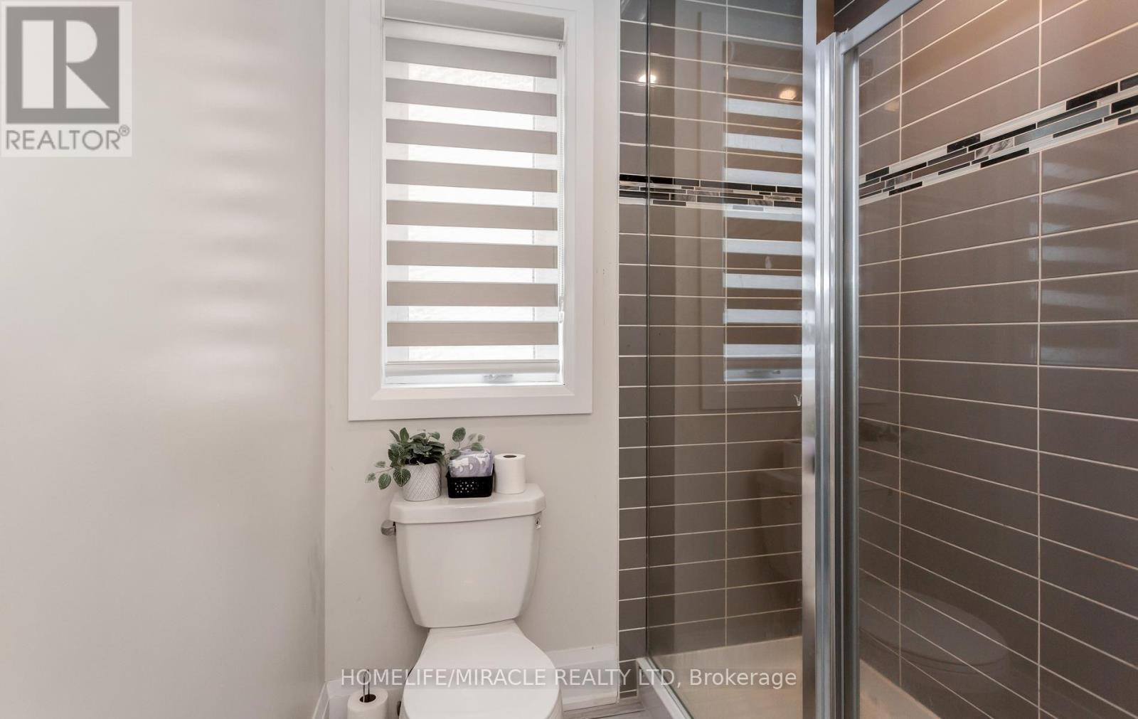 79 MEVIRA GARDENS - 45