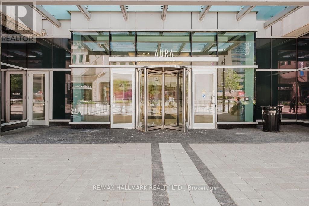 #6104 388 YONGE STREET - Image 3