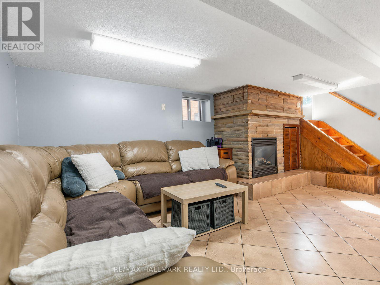 297 STRATHMORE BOULEVARD - Image 28