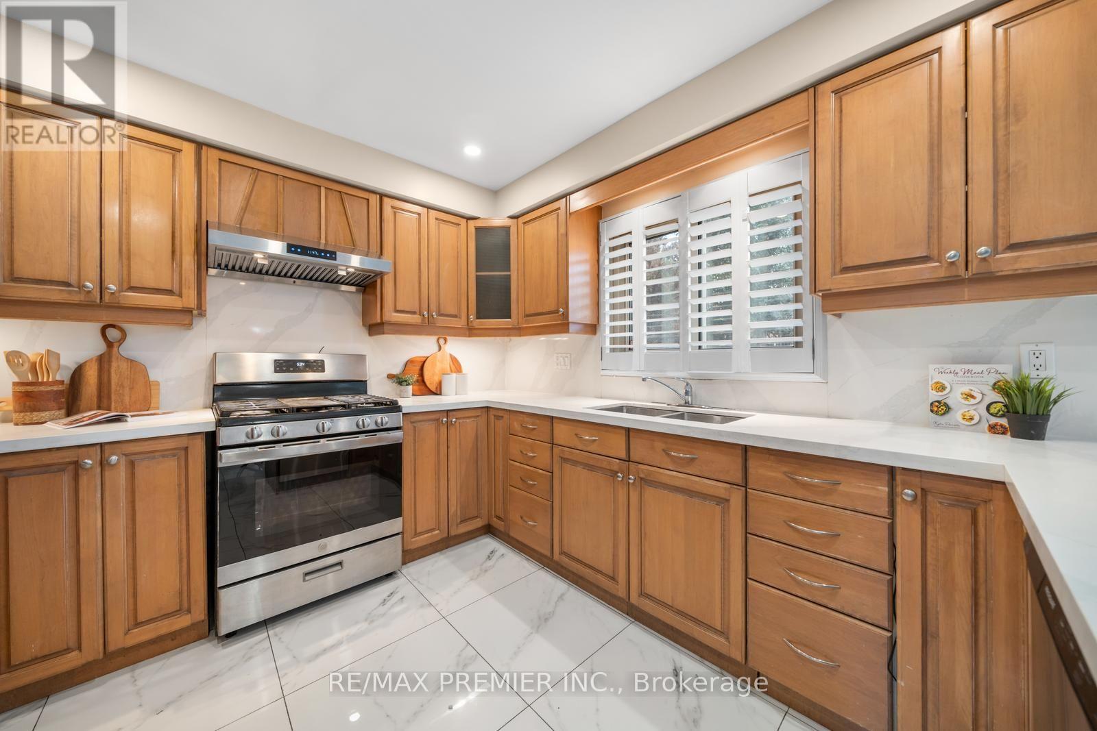 273 BELVIEW AVENUE - 14