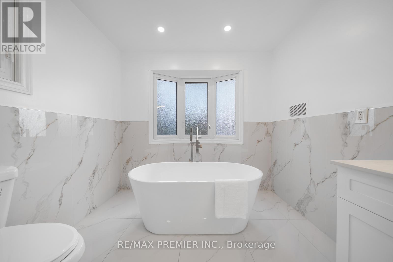273 BELVIEW AVENUE - Image 29