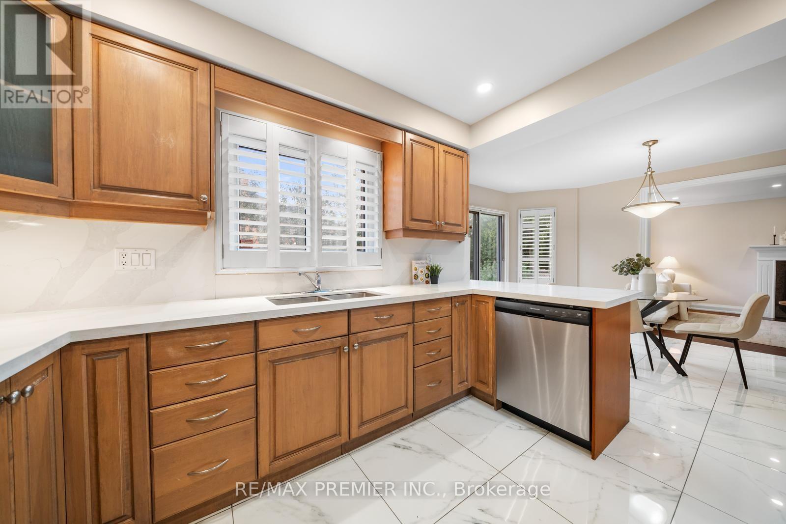 273 BELVIEW AVENUE - Image 16
