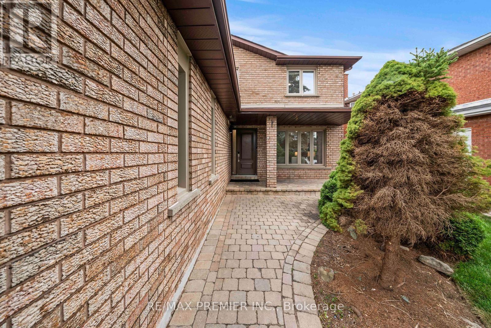 273 BELVIEW AVENUE - 2