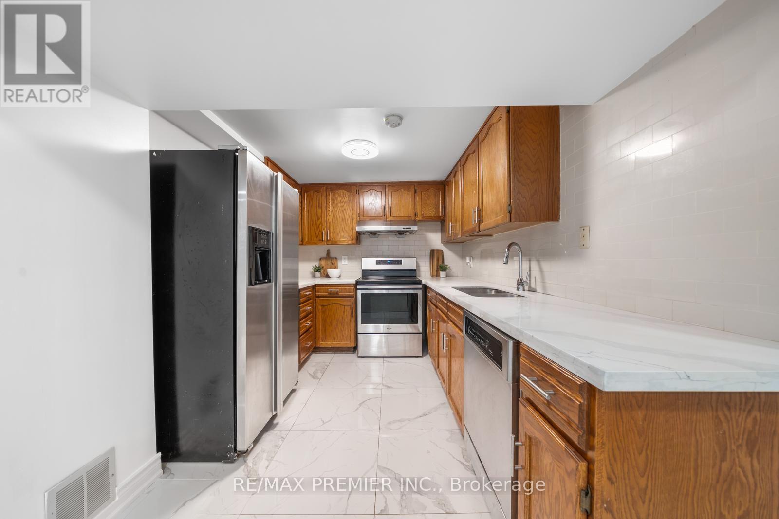 273 BELVIEW AVENUE - 38
