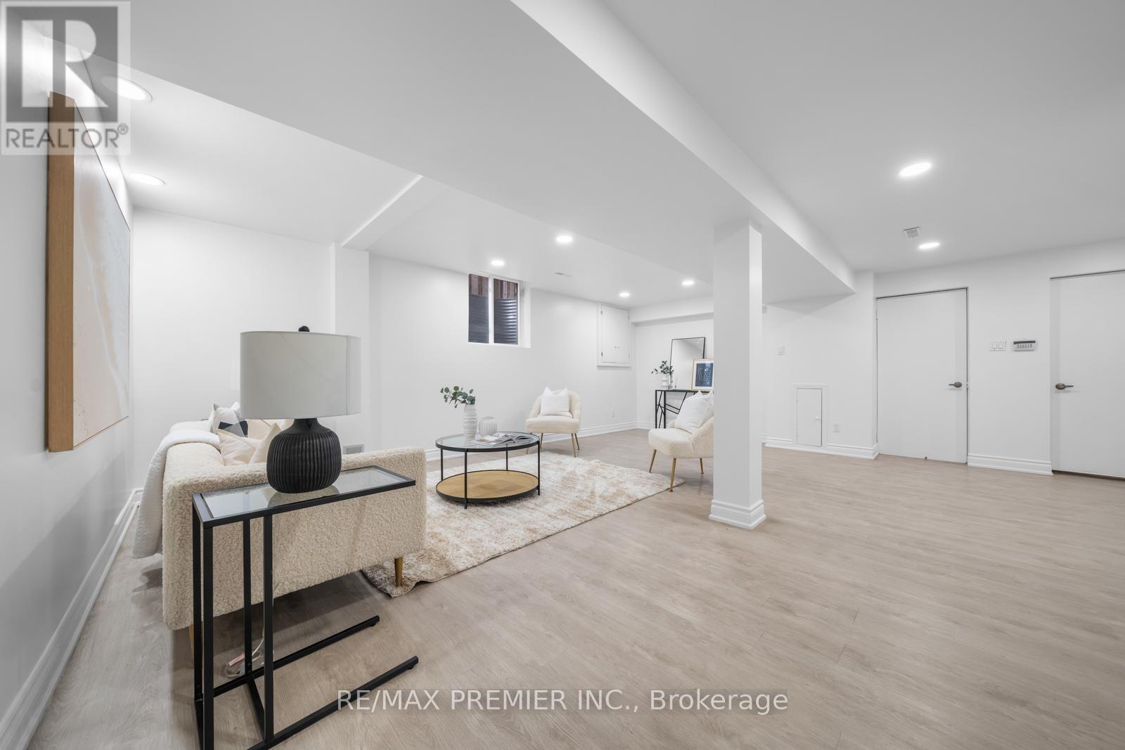 273 BELVIEW AVENUE - Image 35