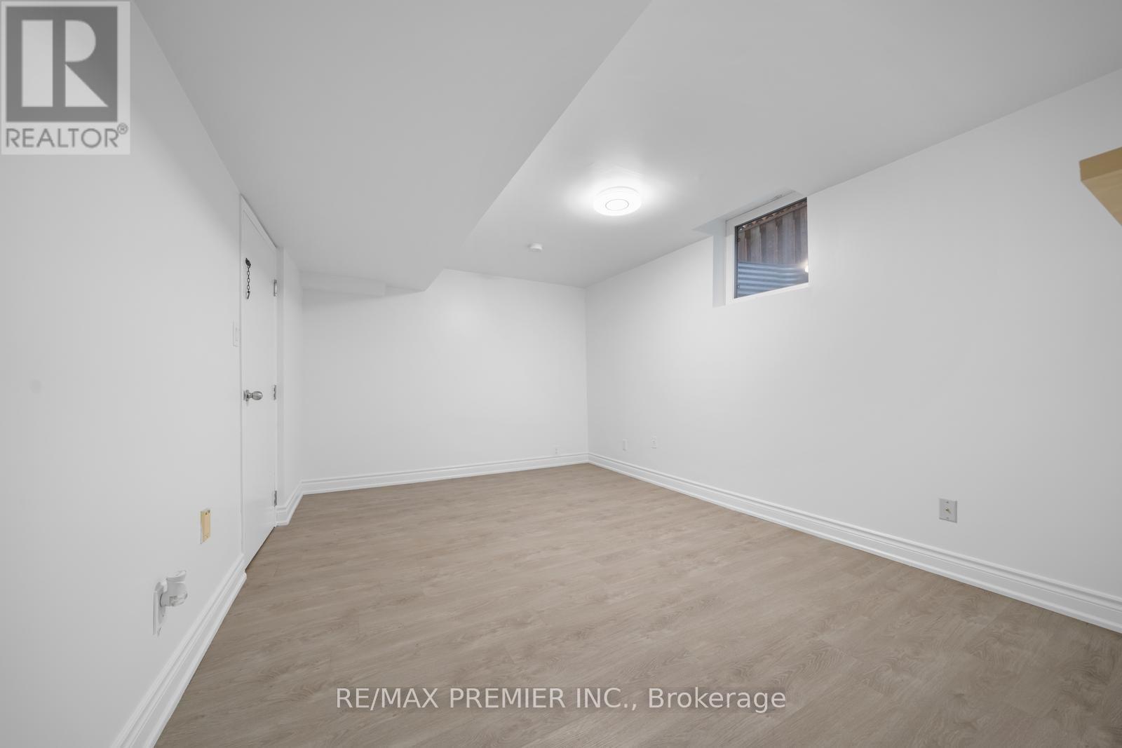 273 BELVIEW AVENUE - 39