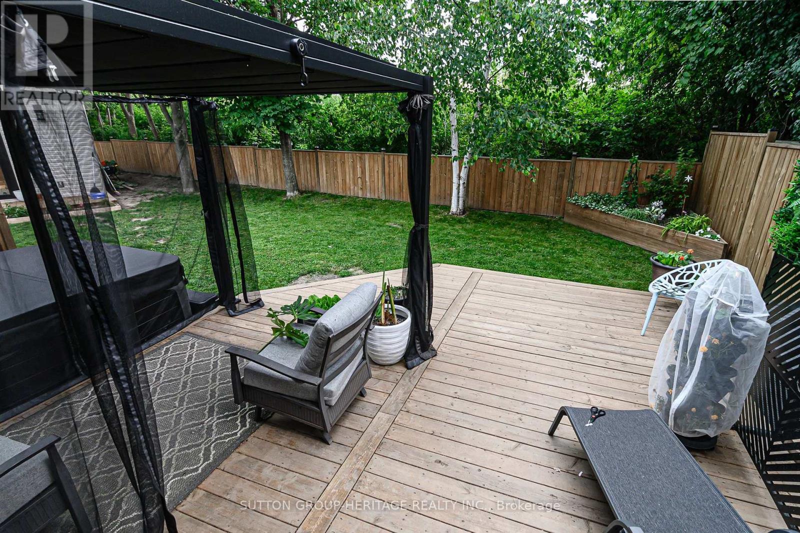 12 CURTIS COURT - Image 19