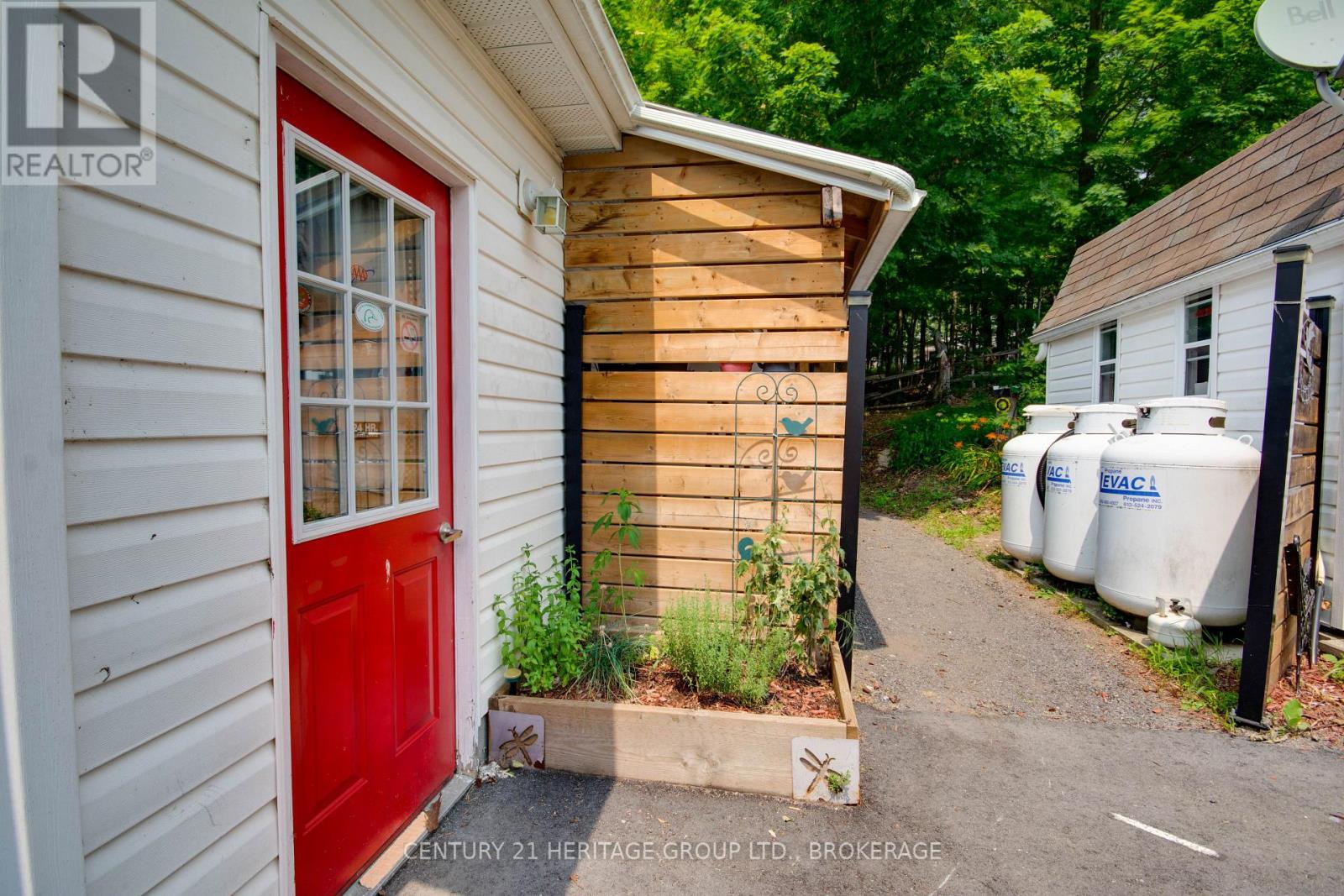 4309 MAPLE DRIVE - 38