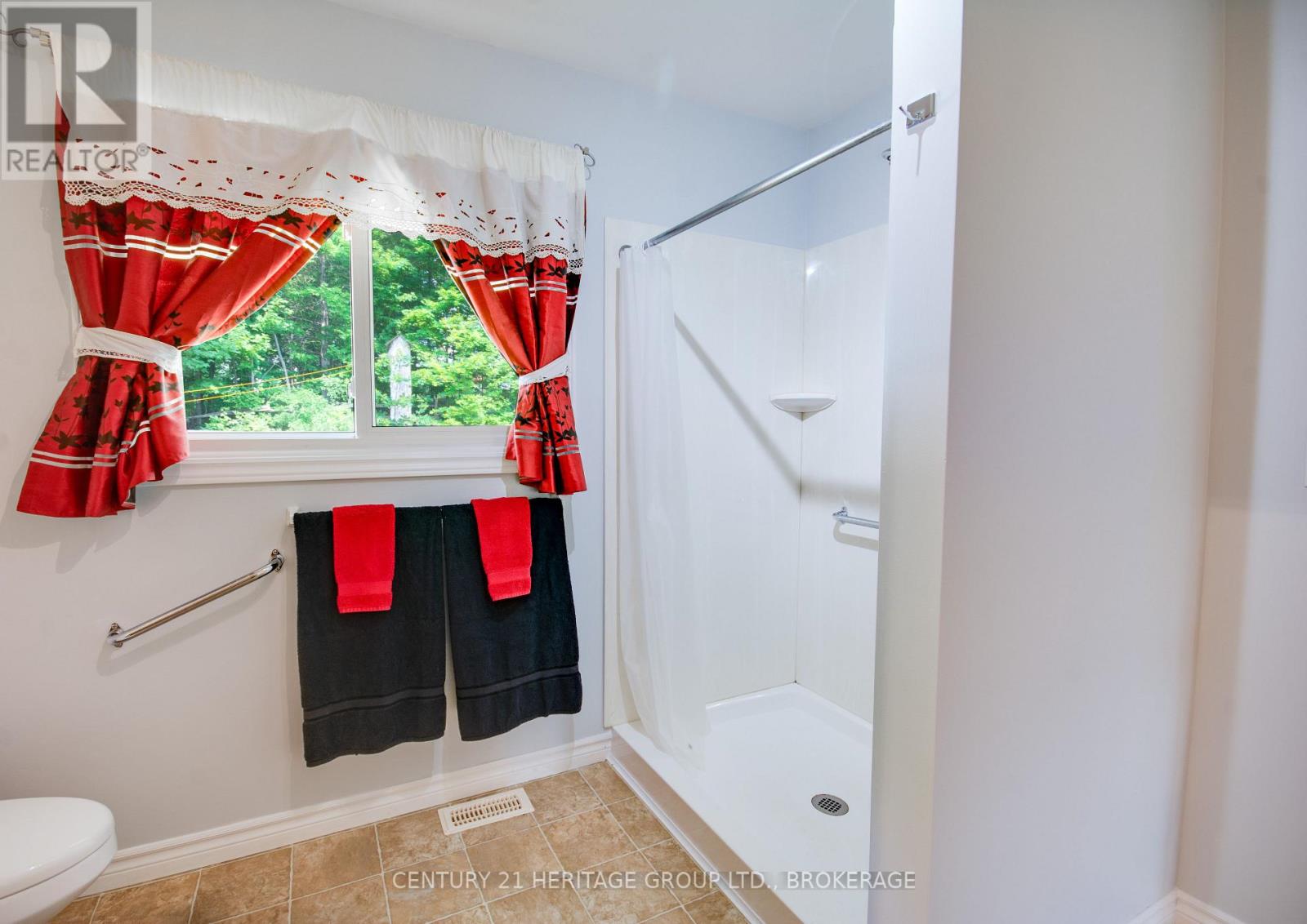 4309 MAPLE DRIVE - 22