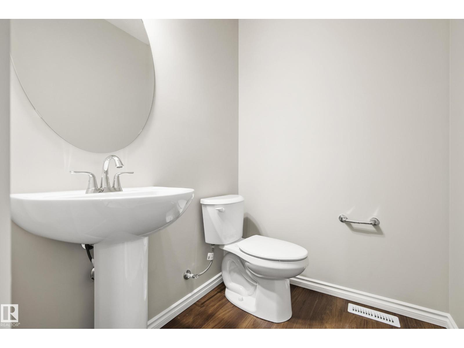 1222 MCLEOD AV - Image 22
