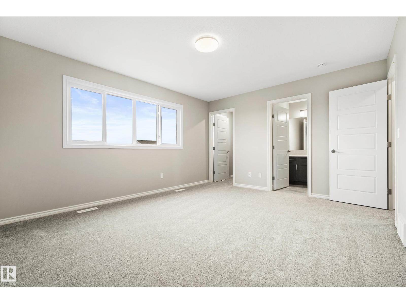 1222 MCLEOD AV - 30