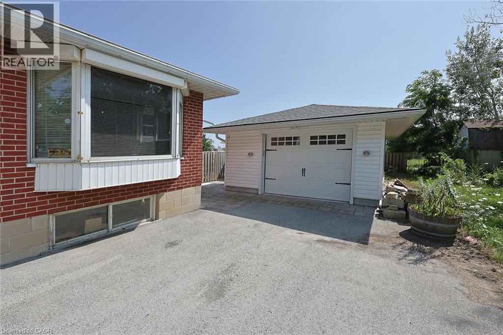 513 RIDGE Road W - Image 36