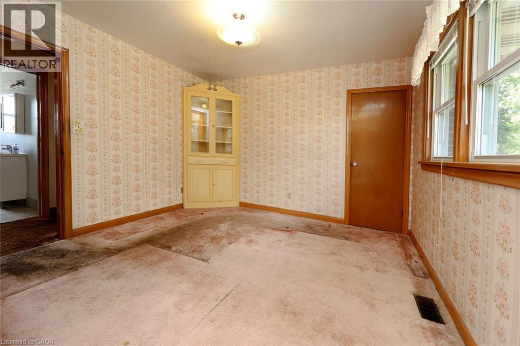 513 RIDGE Road W - 7