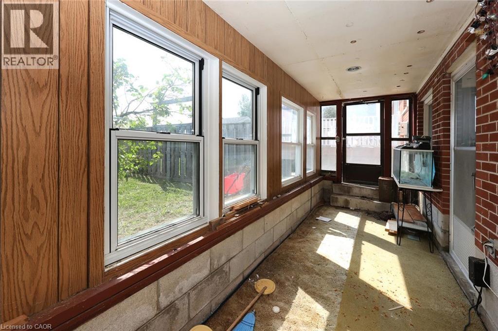 513 RIDGE Road W - Image 24