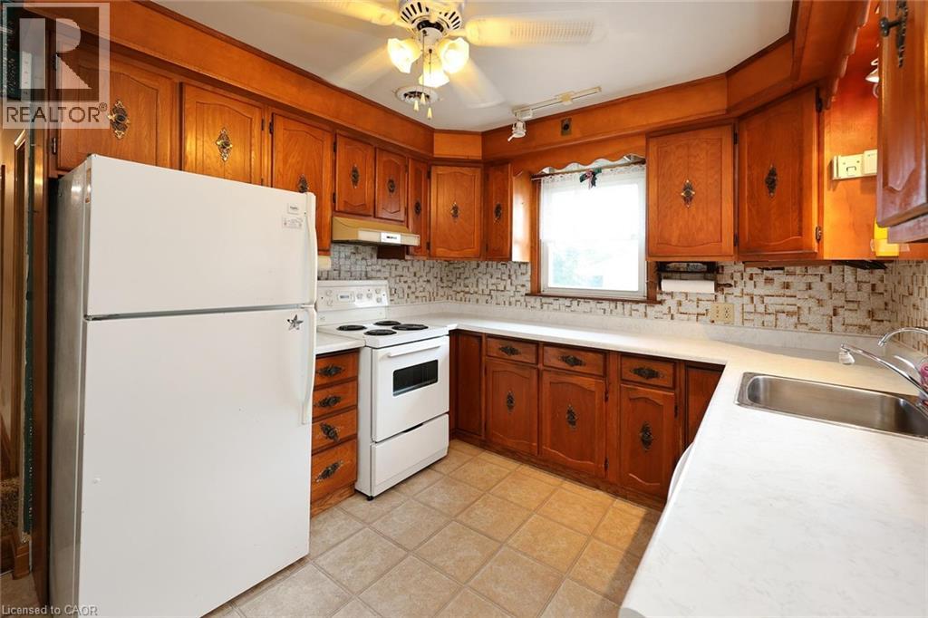 513 RIDGE Road W - Image 10