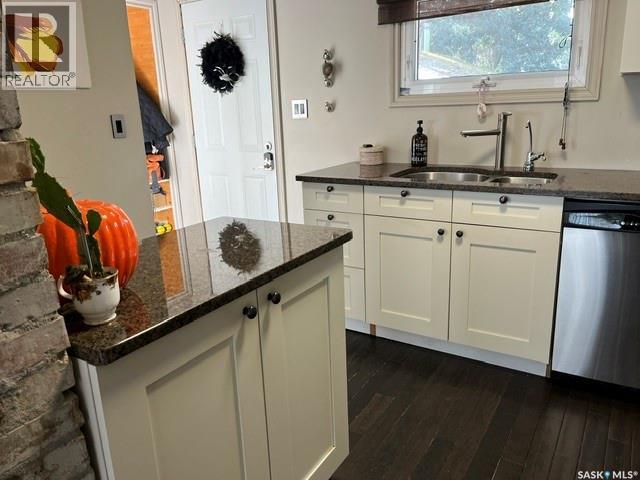 904 Eberts STREET - Image 11