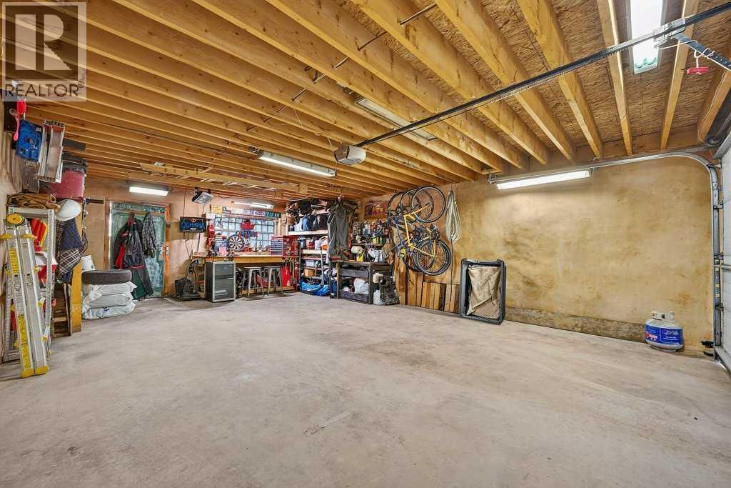 303 27 Avenue NE - Image 26