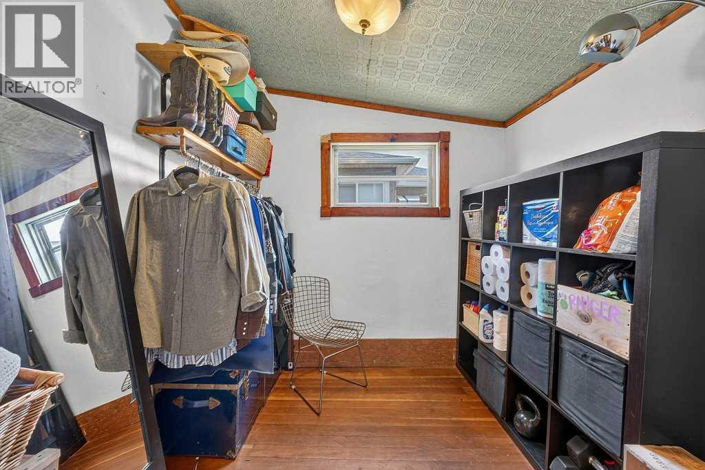 303 27 Avenue NE - Image 16
