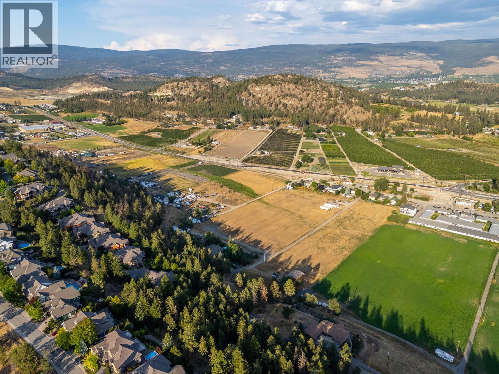  528 Snowsell Street North, Kelowna